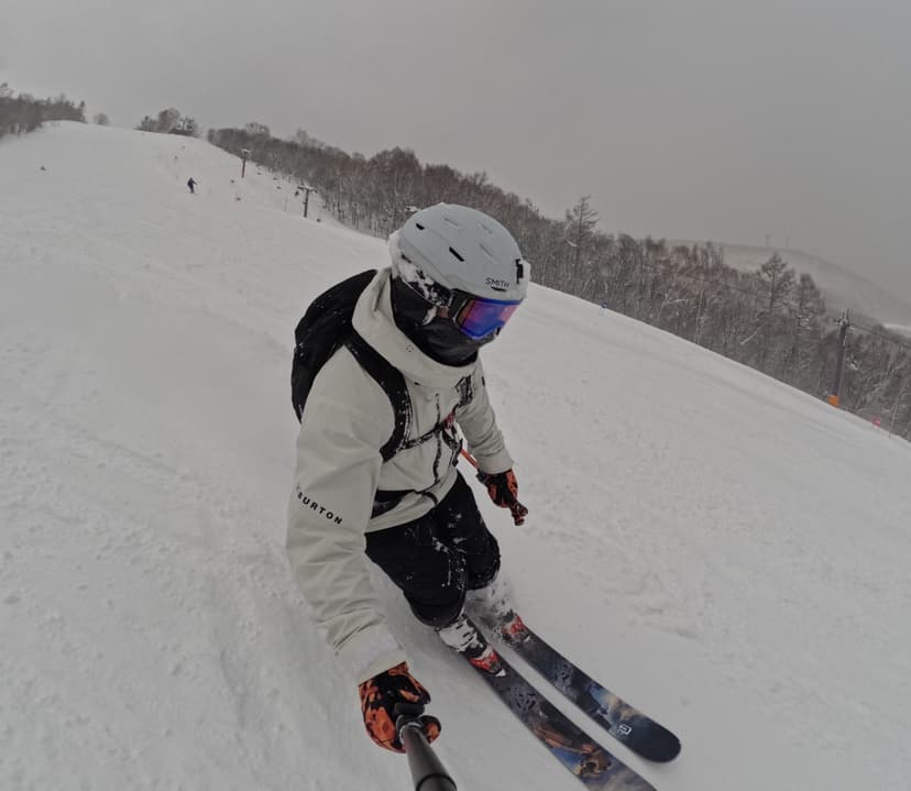 Asarigawa Onsen Skiing